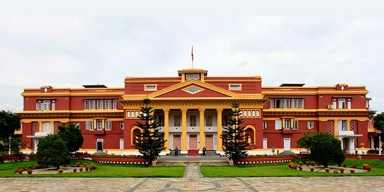 998 people were awarded by the President on Constitution Day