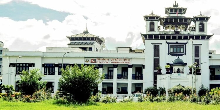 November 20 election: Independent candidates galore in election race