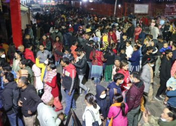 Over 450 thousand devotees perform worship at Pashupati Temple till 11:00 am