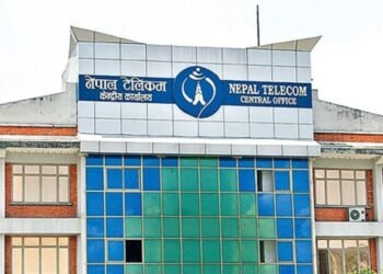 NT asked to give contract to non-grade employees