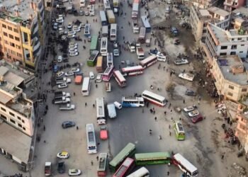 Transport workers resort to vandalism