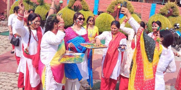 Holi gradually taking decent colour