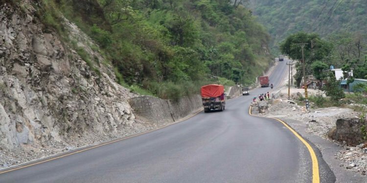 Narayangadh-Mughlin road section to open for traffic in the afternoon
