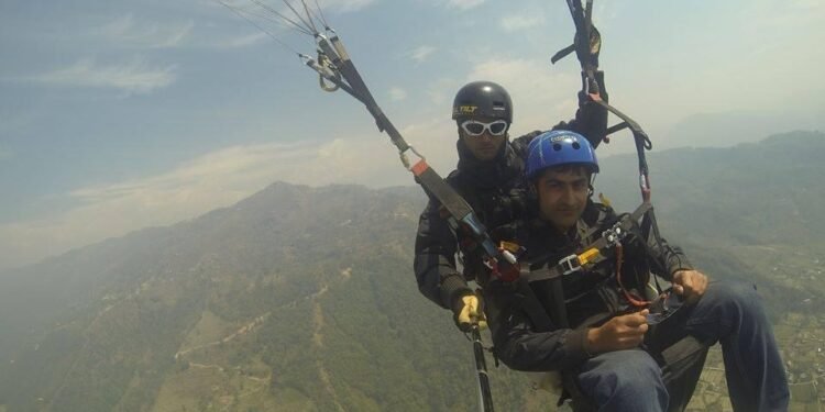 Two-day paragliding test flight underway at Dhorpatan