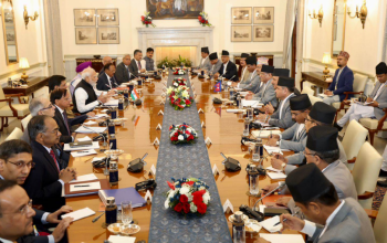 India agrees to purchase 10,000 MW of electricity in ten years from Nepal