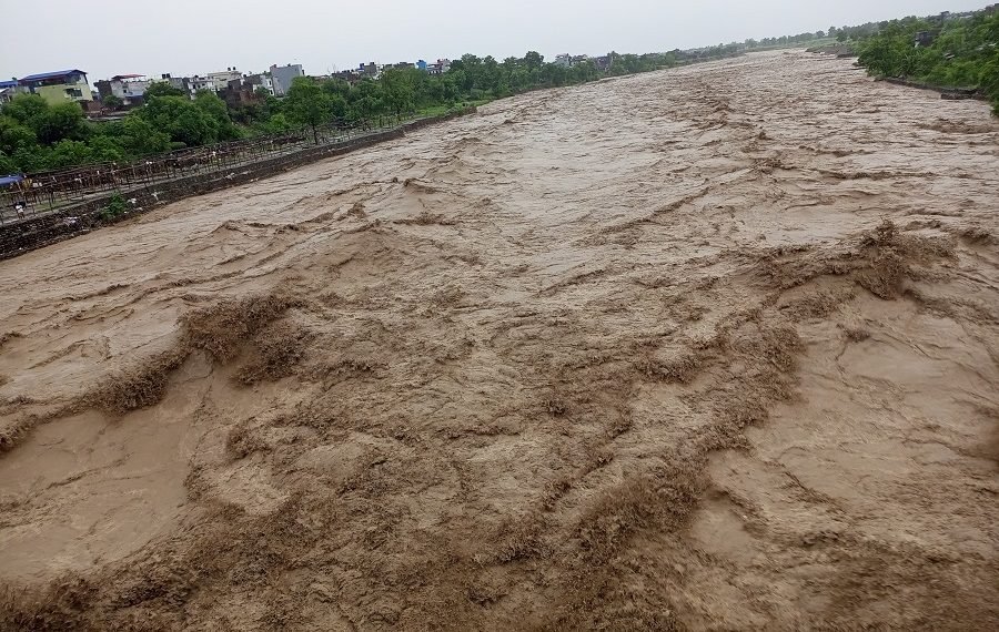 Heavy rain lashes Lumbini province: Authorities call for alert and precaution