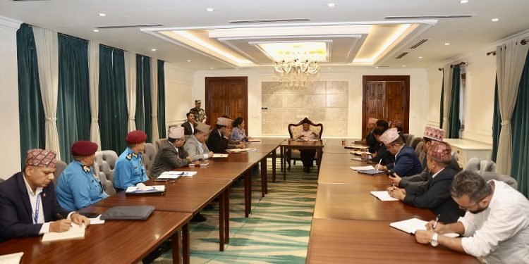 PM vows to ensure quality improvement in public transportation