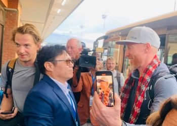 Tourism Minister welcomes foreign tourists