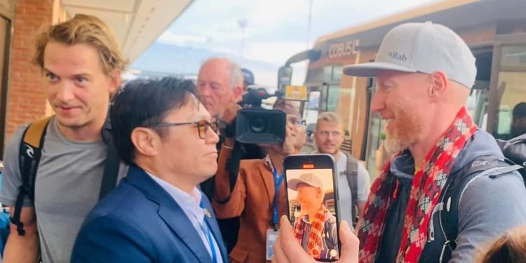 Tourism Minister welcomes foreign tourists