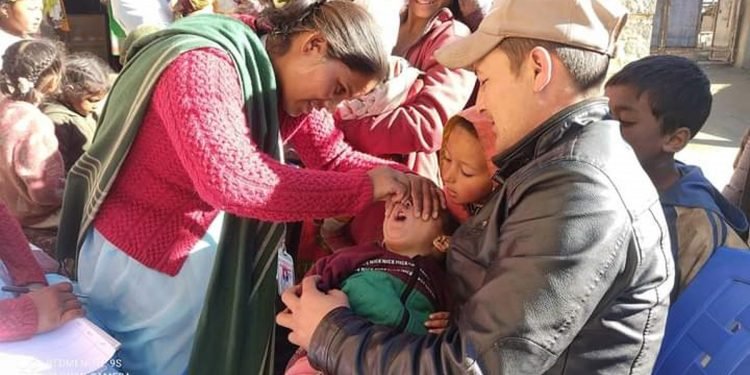 Children being administered vitamin ‘A’