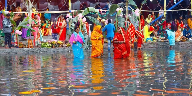 Chhath festival begins with ‘Nahay Khay’