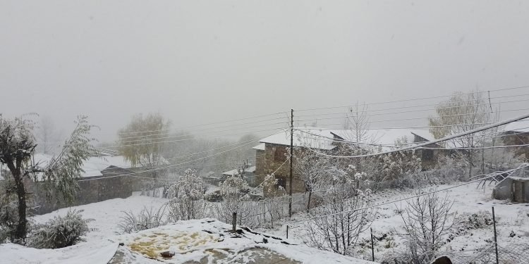 Snowfall in Humla, Mustang