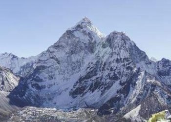 SST organising Ama Dablam, Island Peak double header expedition in spring 2024