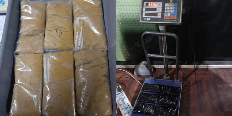 Foreigner held with six kilos gold