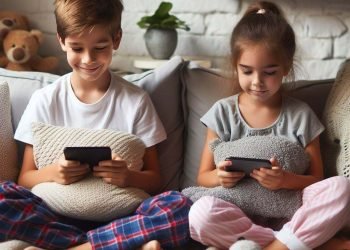 Ways to keep children away from mobile phones