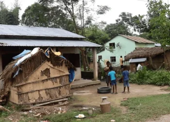 Backward Musahar community in Nawalparasi braving chilling cold