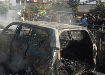 Minister Jwala’s car torching: One killed in clash
