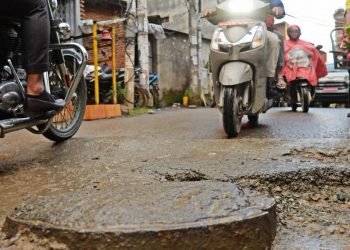Kathmandu roads in bad condition; authorities seem unconcerned