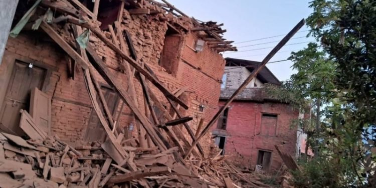 Over 27,000 quake survivors receive first installment