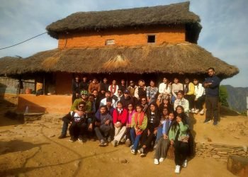 Tourists prefer houses with thatched roofing