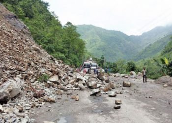 Landslide disrupts Bensisahar-Chame road