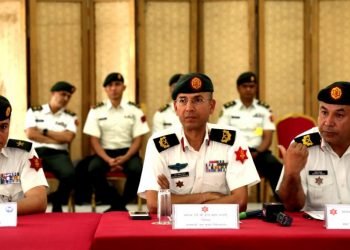 Army plans to collect 10 tonnes trash from the Everest region