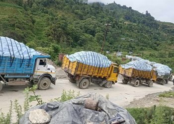 Bancharedanda locals obstruct disposal of waste from Kathmandu Valley