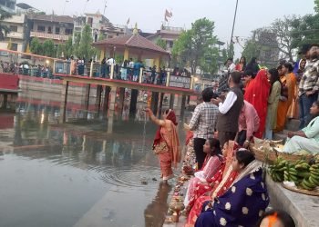 Chaiti Chhath concludes offering ‘argha’ to rising sun