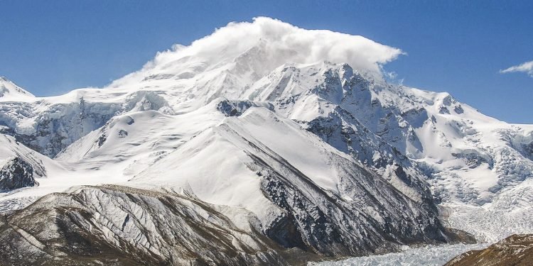 China reportedly closes Shishapangma, Cho Oyu this season forcing climbers to rethink plans