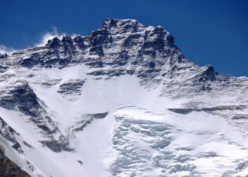 Roundup of Lhotse summit: At least 21 climbers scale the peak with SST