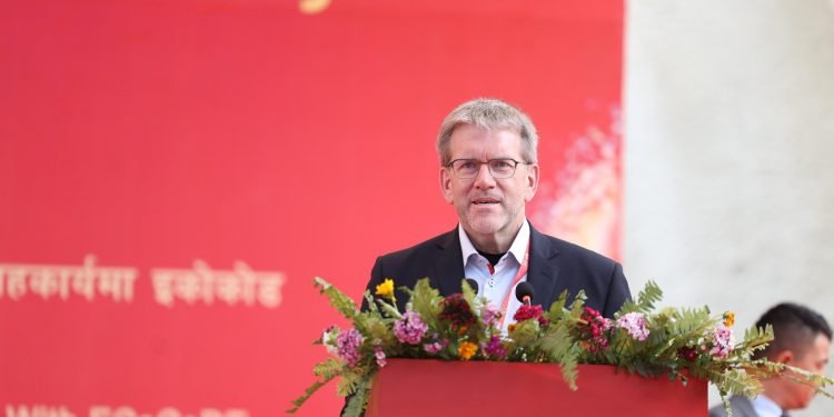 U.S. Ambassador Thompson attends Sunkoshi-Marin Tunnel breakthrough ceremony