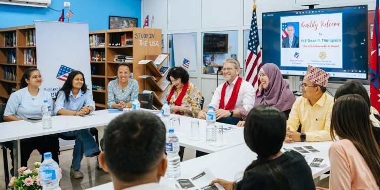 U.S. Ambassador Thompson visits American Corner, Bhairahawa
