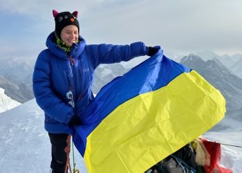 Samoilova becomes first Ukrainian woman to climb Everest three times
