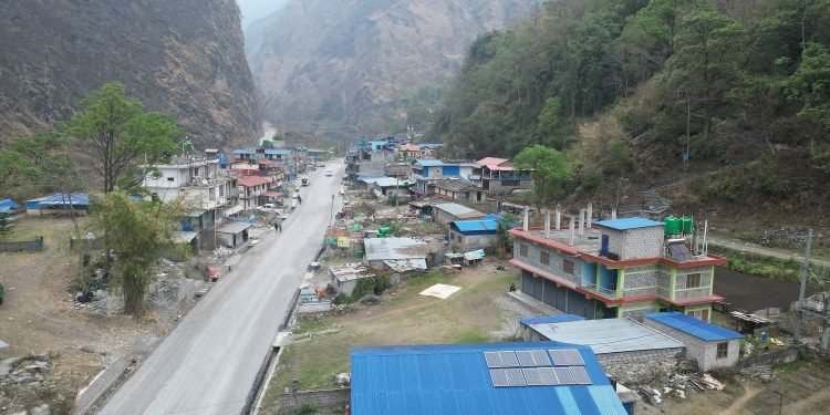 Beni-Jomsom-Korala road sees 80 percent physical progress in eight years