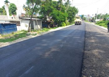 Blacktopping of Birtamod-Sanishchare road being blacktopped