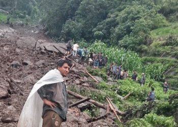 Four of a family dead in landslide
