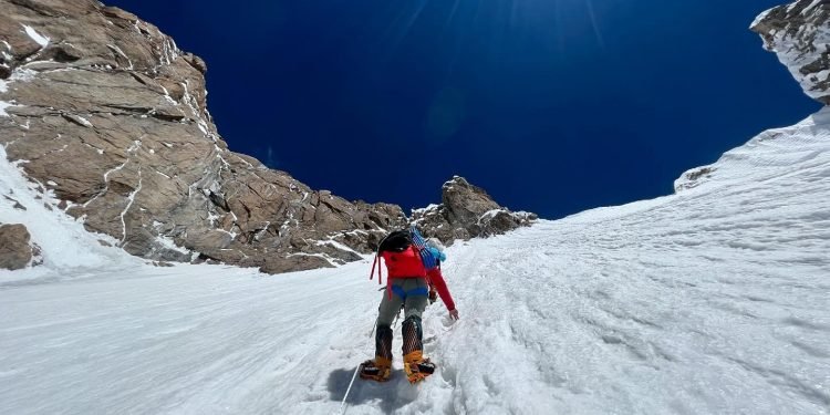Nine mountaineers climb Nanga Parbat