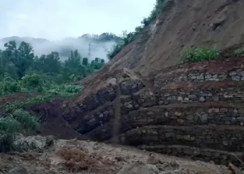 Landslide blocks Gokuleshwor-Khalanga road, disrupting traffic  