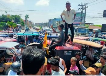 Traffic disrupted in Biratnagar as safari drivers protest