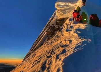 Five climbers summit Manaslu today morning  