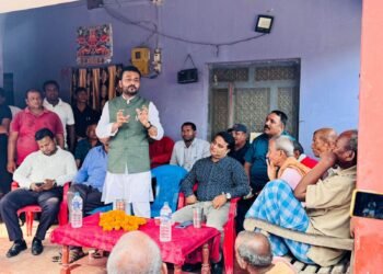 Minister Yadav insists he is working keeping service to citizens at centre