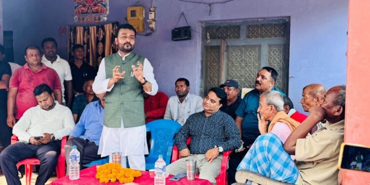 Minister Yadav insists he is working keeping service to citizens at centre
