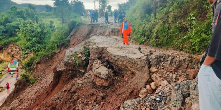 Rain-induced disaster: Transport services disrupted in 63 places, all checkpoints to enter Kathmandu Valley obstructed
