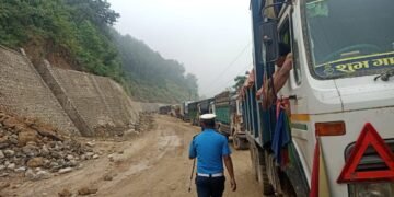 One-way traffic opened on sunken road at Daunne