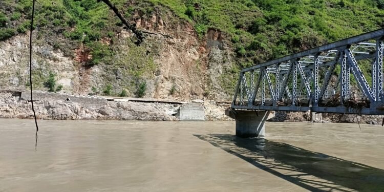 10 bridges connecting Sindhuli to Ramechhap and Okhaldhunga districts damaged