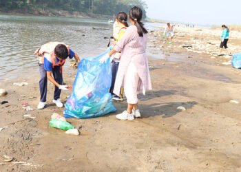 Rapti River clean up to protect aquatic animals