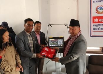 Chief Minister Lama hands over ventilator to Chandragiri Town Hospital
