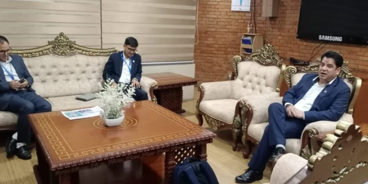 Industry Minister Bhandari off to India to attend Partnership Summit