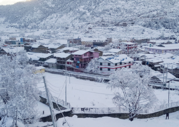 Manang sees first snowfall of this winter