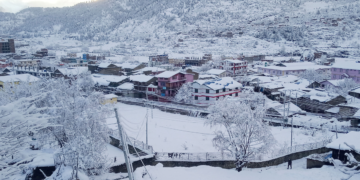 Manang sees first snowfall of this winter
